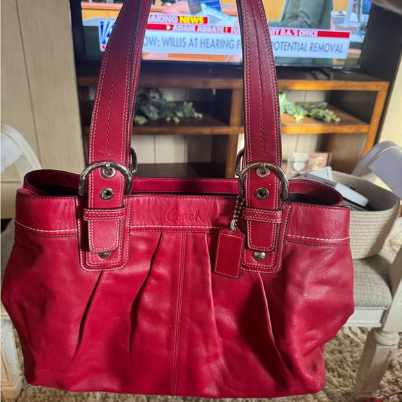 Coach buttery leather red sack purse - Picture 6 of 6